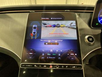 Mercedes-Benz EQE AMG Line