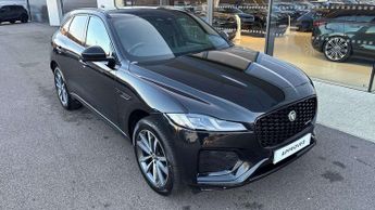 Jaguar F-PACE R-Dynamic SE Black