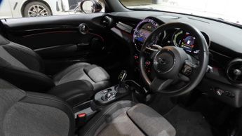 MINI Hatchback Cooper S Level 2