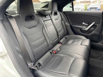 Mercedes-Benz Cla AMG Line