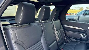 Land Rover Discovery R-Dynamic HSE