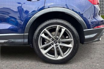 Audi Q3 Black Edition