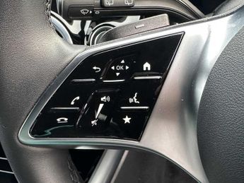 Mercedes-Benz EQA Sport Executive