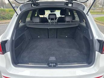 Mercedes-Benz GLC AMG Line