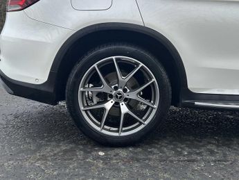 Mercedes-Benz GLC AMG Line