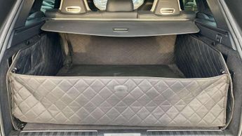 Land Rover Range Rover Sport SVR