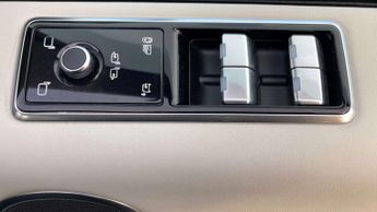 Land Rover Range Rover Sport SVR