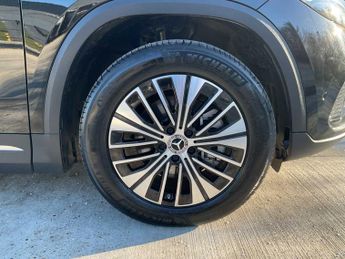 Mercedes-Benz EQA Sport Executive