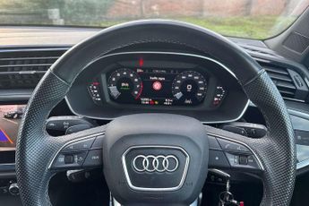 Audi Q3 Black Edition