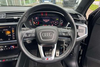 Audi Q3 S Line