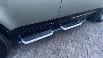 Land Rover Defender X-Dynamic HSE