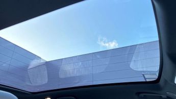 Land Rover Range Rover Velar Dynamic SE