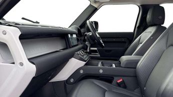 Land Rover Defender SE