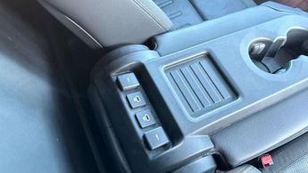 Land Rover Defender 110 Diesel SE