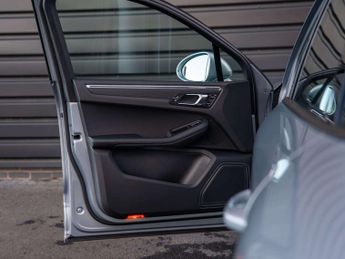 Porsche Macan Models 