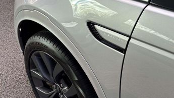 Land Rover Discovery Sport R-Dynamic SE