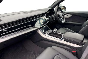 Audi Q7 S Line