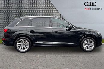 Audi Q7 S Line