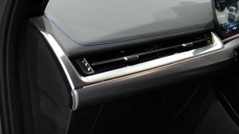 BMW Ix1 Shadow Edition