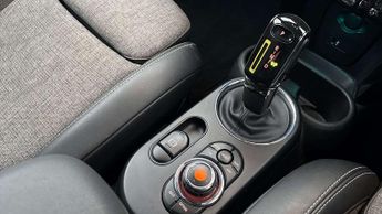 MINI Hatchback Cooper S Level 2