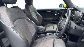 MINI Hatchback Cooper S Level 2