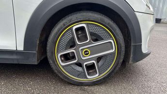 MINI Hatchback Cooper S Level 2