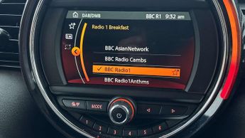 MINI Hatchback Cooper S Level 2