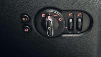 MINI Hatchback Cooper S Level 2