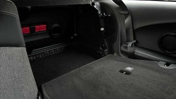 MINI Hatchback Cooper S Level 2