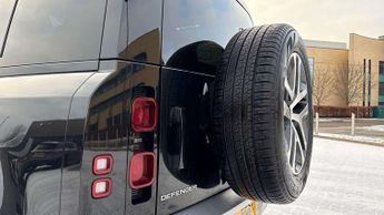 Land Rover Defender XS Edition