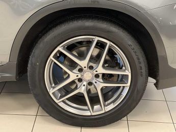 Mercedes-Benz GLC AMG Line