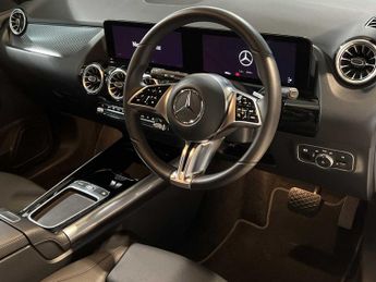 Mercedes-Benz EQA Sport Executive