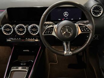 Mercedes-Benz EQA Sport Executive