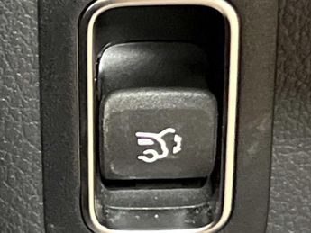 Mercedes-Benz EQA Sport Executive