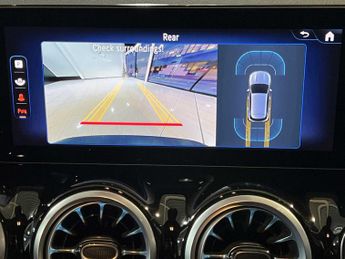 Mercedes-Benz EQA Sport Executive