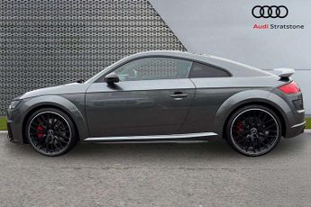 Audi TT TTS Black Edition