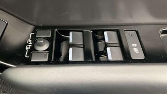 Land Rover Range Rover Velar Dynamic HSE