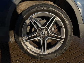 Mercedes-Benz GLA AMG Line