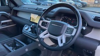 Land Rover Defender SE