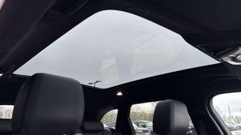 Land Rover Range Rover Velar Dynamic SE