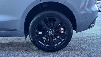 Jaguar F-PACE R-Dynamic SE Black 90th Anniversary Edition