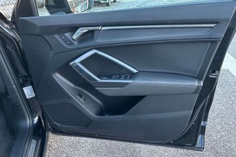 Audi Q3 Black Edition