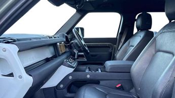 Land Rover Defender SE