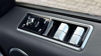 Land Rover Range Rover Sport SVR