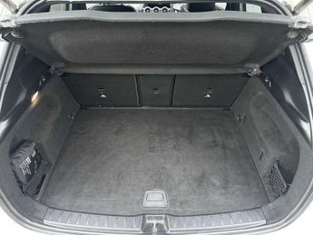 Mercedes-Benz GLA AMG Line