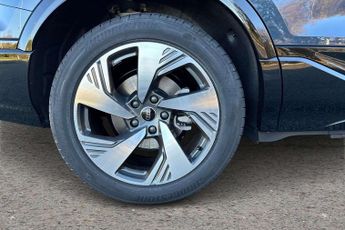 Audi Q6 S Line