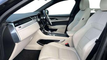 Jaguar F-PACE R-Dynamic SE Black