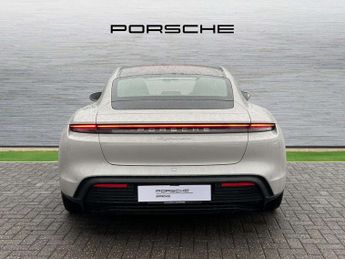 Porsche Taycan 