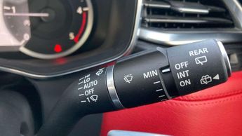 Jaguar F-PACE R-Dynamic Black