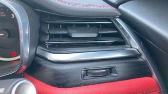 Jaguar F-PACE R-Dynamic Black